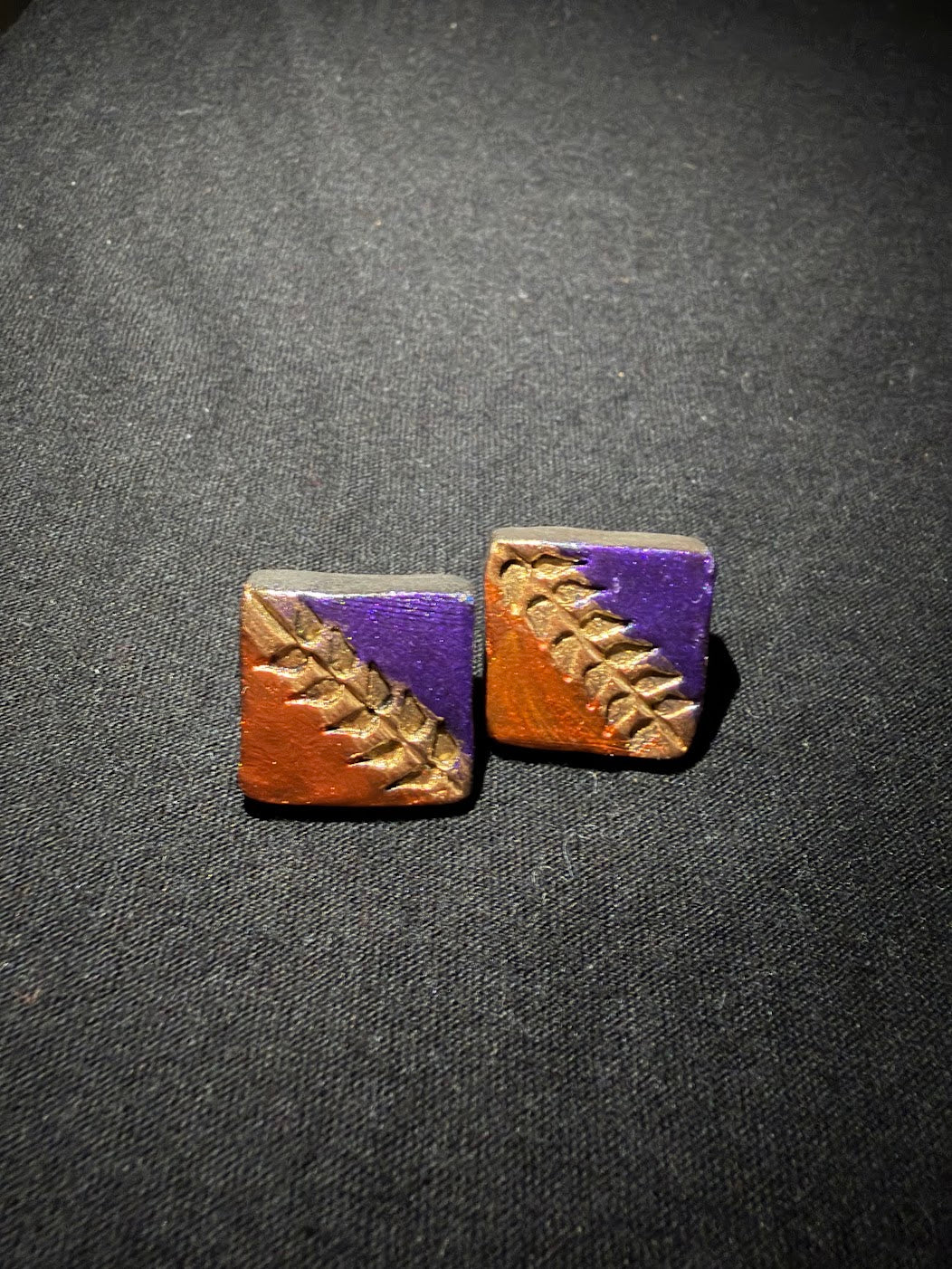 Surprise me Studs